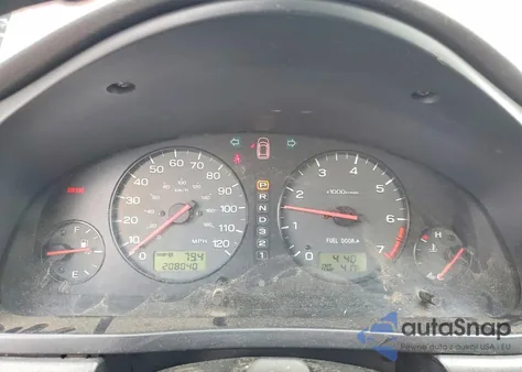 2001 Subaru Legacy L z USA, uszkodzony, nr VIN 4S3BE635917204258